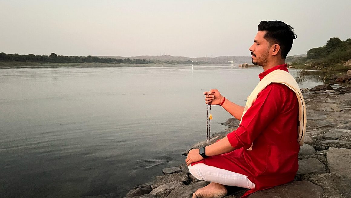 serene mindfulness (foto: Sachinyadav99990 / CC BY-SA 4.0, Wikimedia Commons)