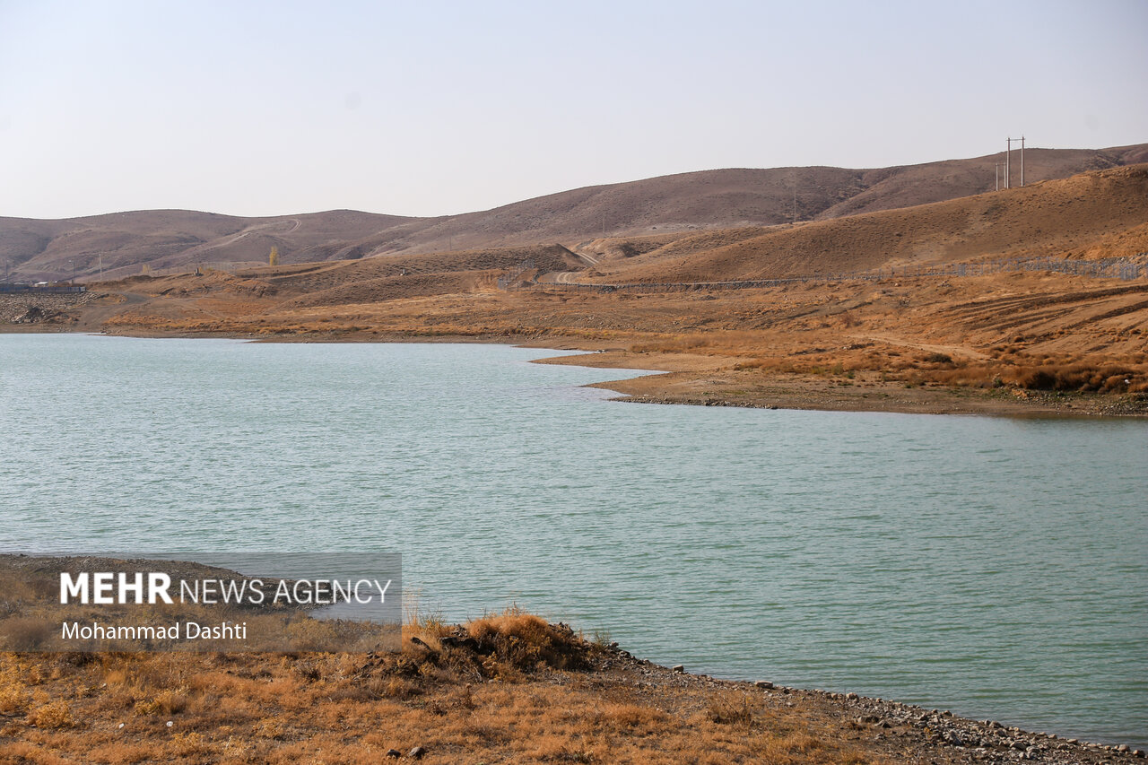 calm nature path (foto: Mohammad Dashti / CC BY 4.0, Wikimedia Commons)
